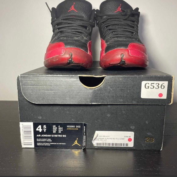Jordan 12 Retro Flu Game (2016) (GS) Size 4.5Y / 6W - Picture 9 of 9